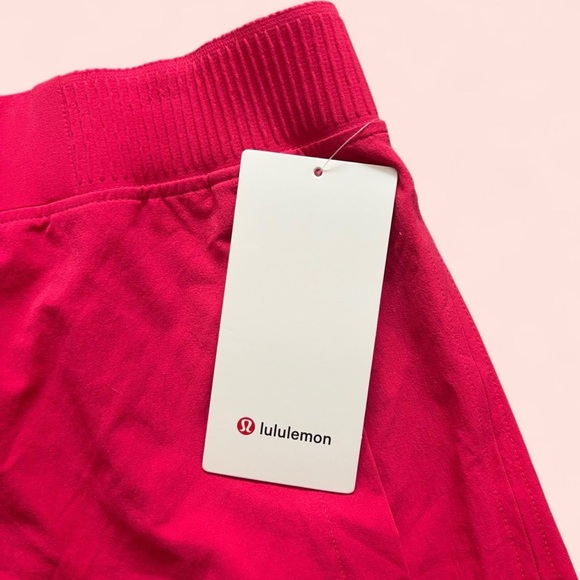 Lululemon Athletic Stretch Woven Relax Fit Shorts - Picture 3 of 4